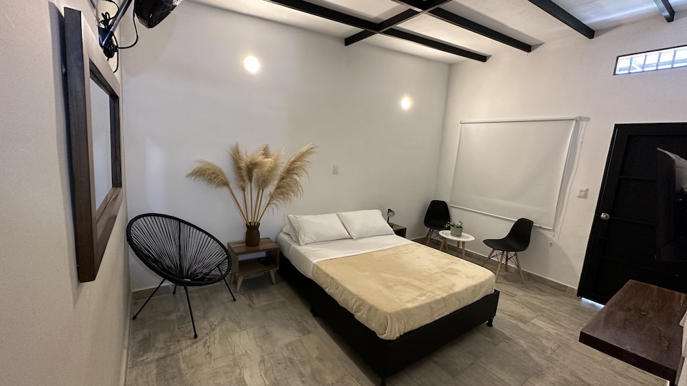 Basic Double or Twin Room photo 1