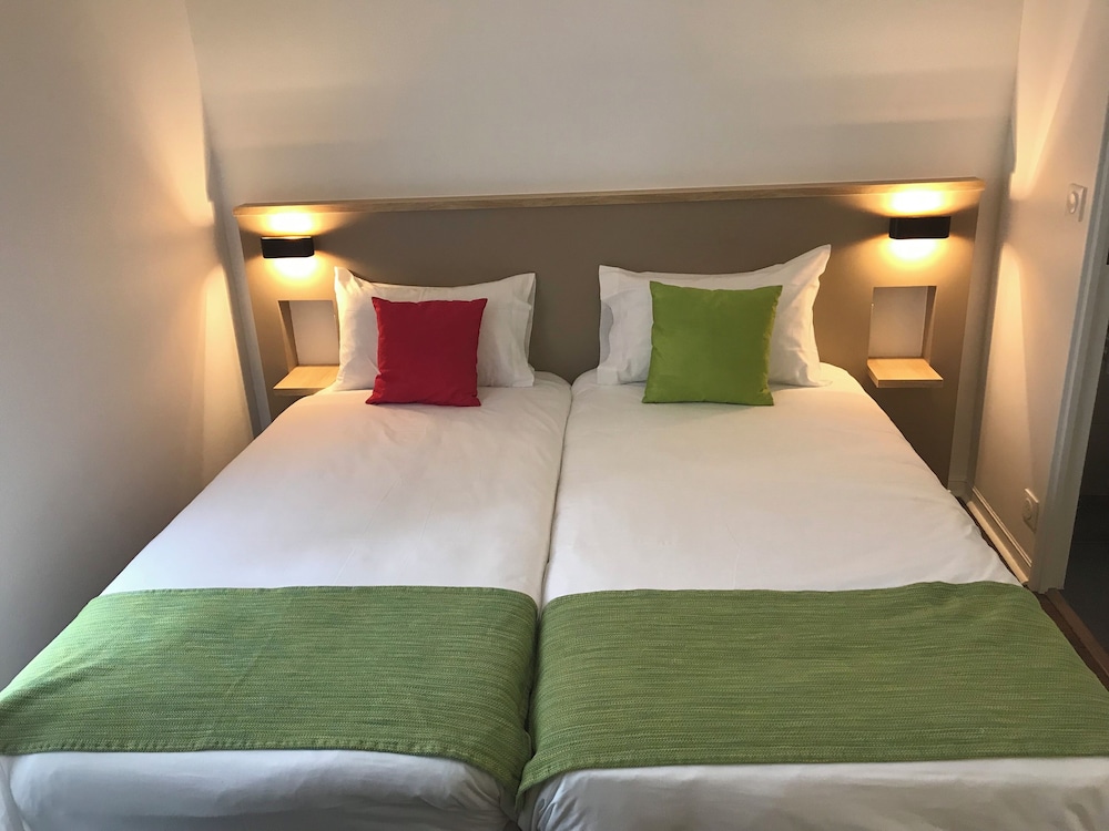 Classic Studio, Twin Beds photo 1