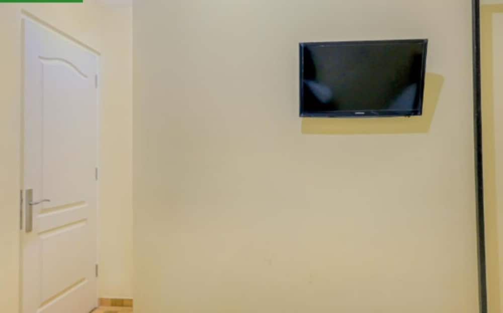 Economy Room photo 3