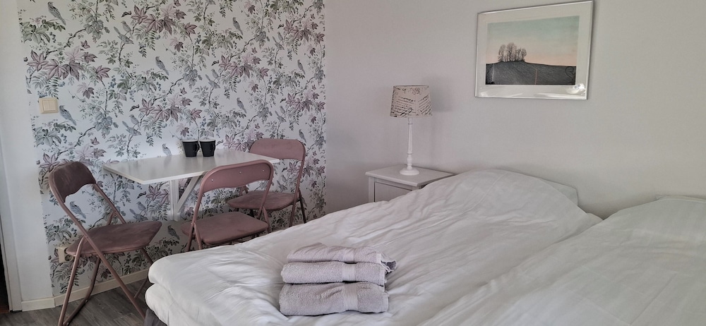 Triple Room, Shared Bathroom, Garden View