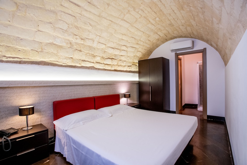 Classic Room - Photo 1