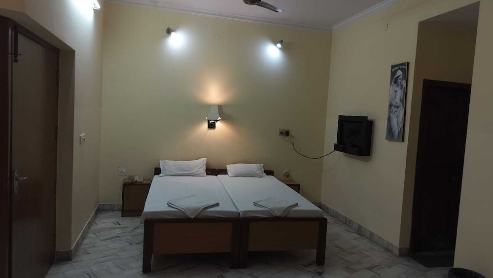 Standard Room, City View