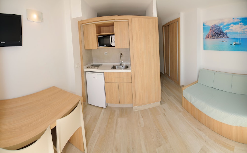 Studio, 2 Twin Beds - Photo 4