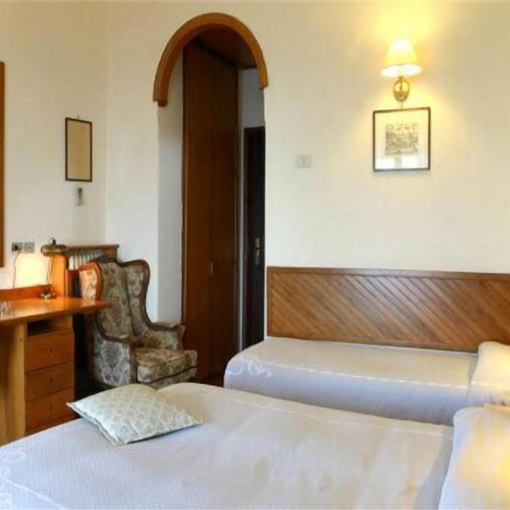 Superior Triple Room, Sea View - Photo 2