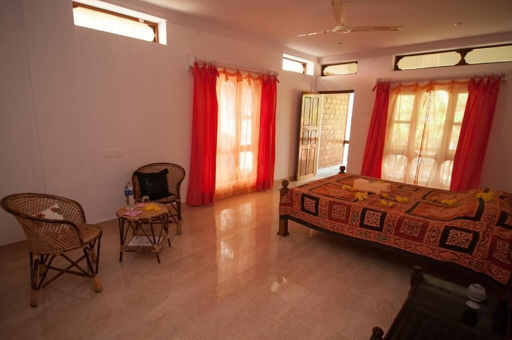 Deluxe Double Room - Photo 8