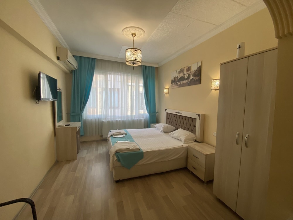 Comfort Triple Room photo 2