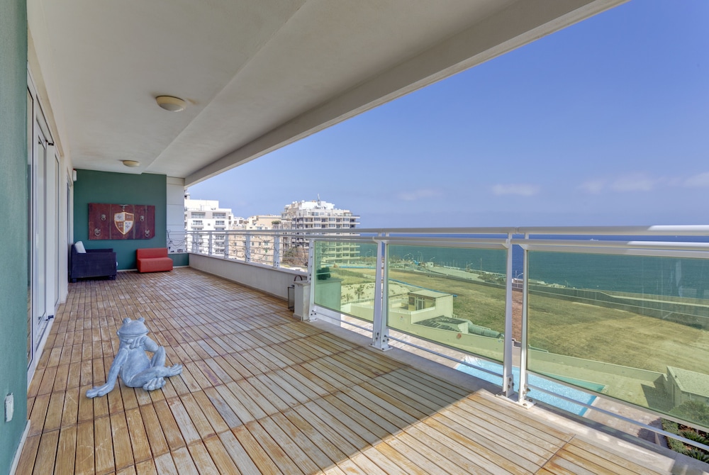 Apartment (3 Bedrooms)