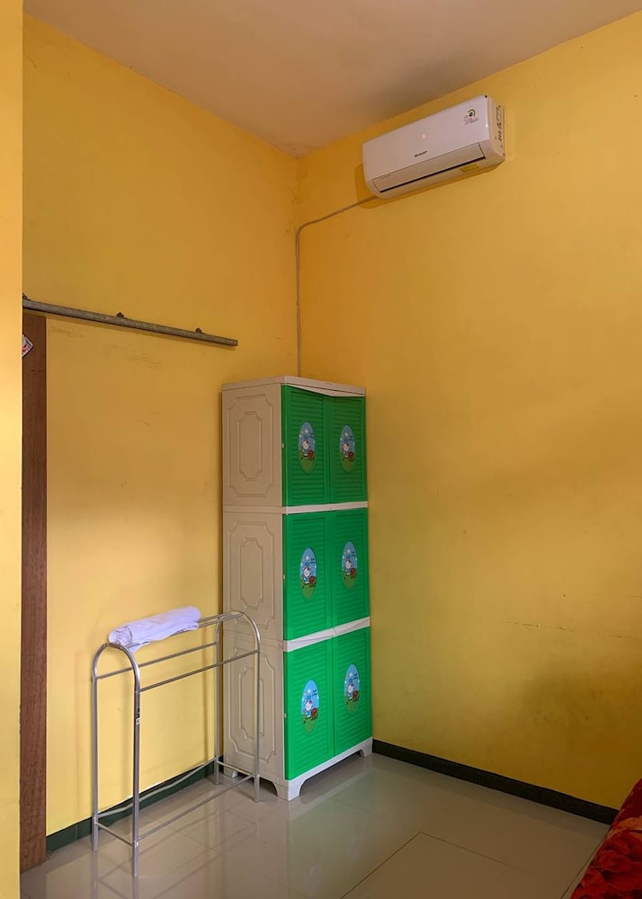 Twin Room - Photo 1