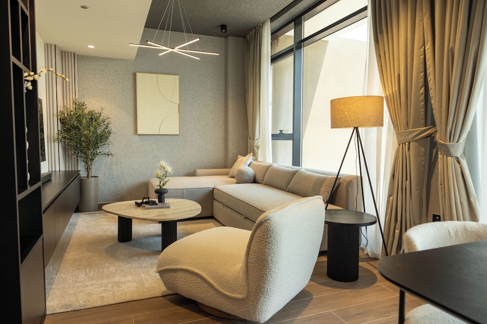 Exclusive Apartment, City View photo 1