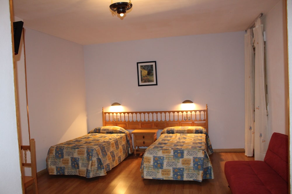 Habitación Doble Clásica o con Dos Camas Individuales