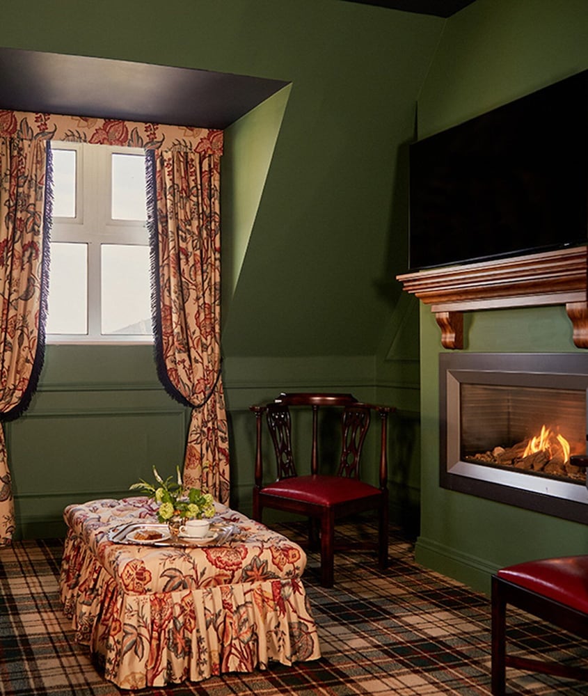 Superior Suite, 1 King Bed (Slieve King Suite) photo 3