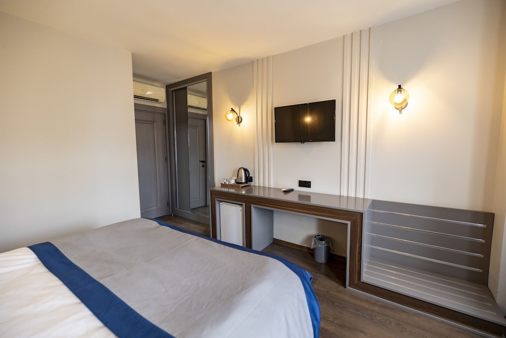 Deluxe Double Room photo 3