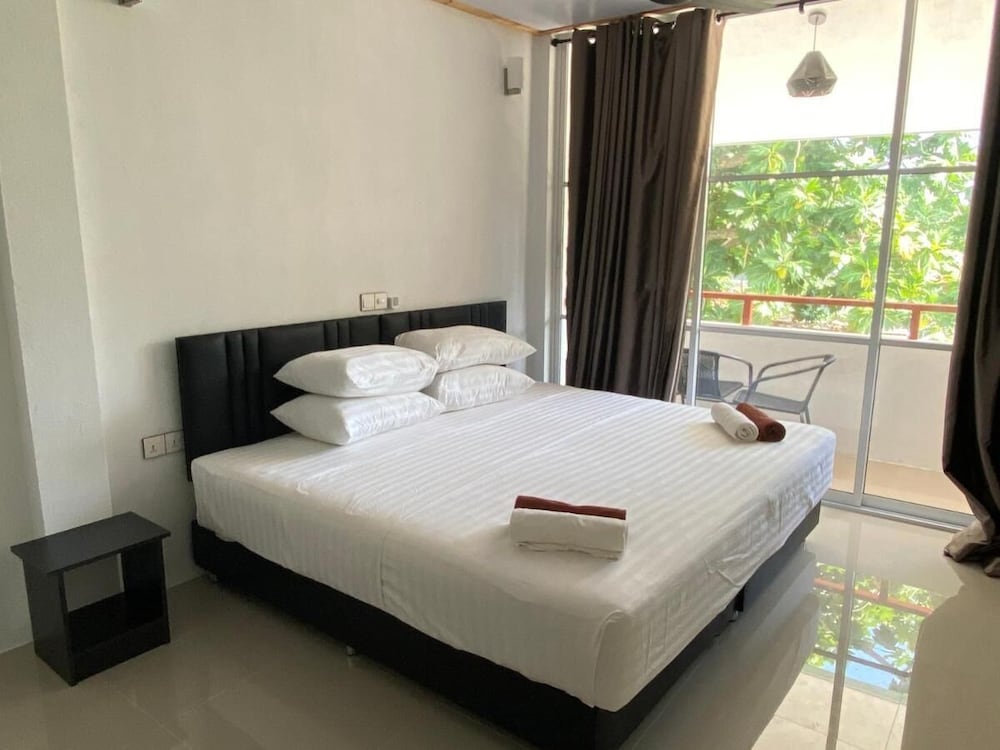 Deluxe Double Room, Balcony, City View photo 1