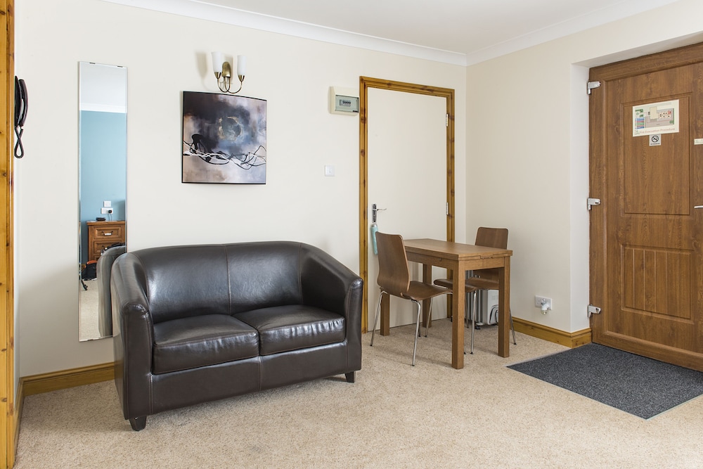 Double Room, 1 King Bed photo 2
