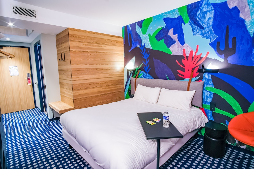Standard Room, 1 Double Bed - Photo 4