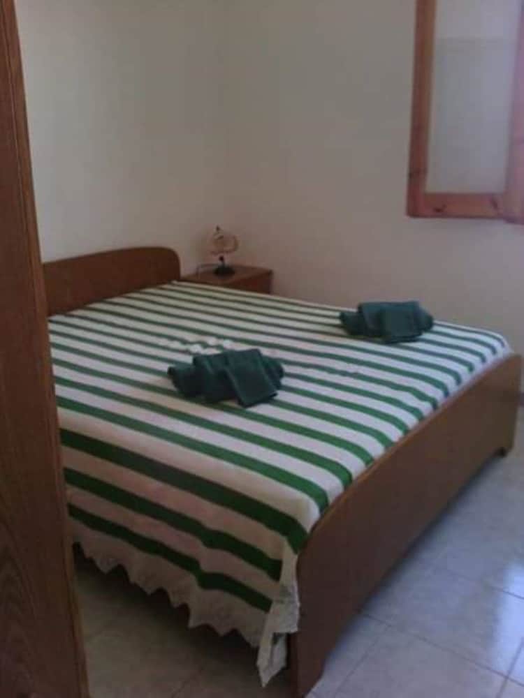 House, 3 Bedrooms, Accessible, Smoking