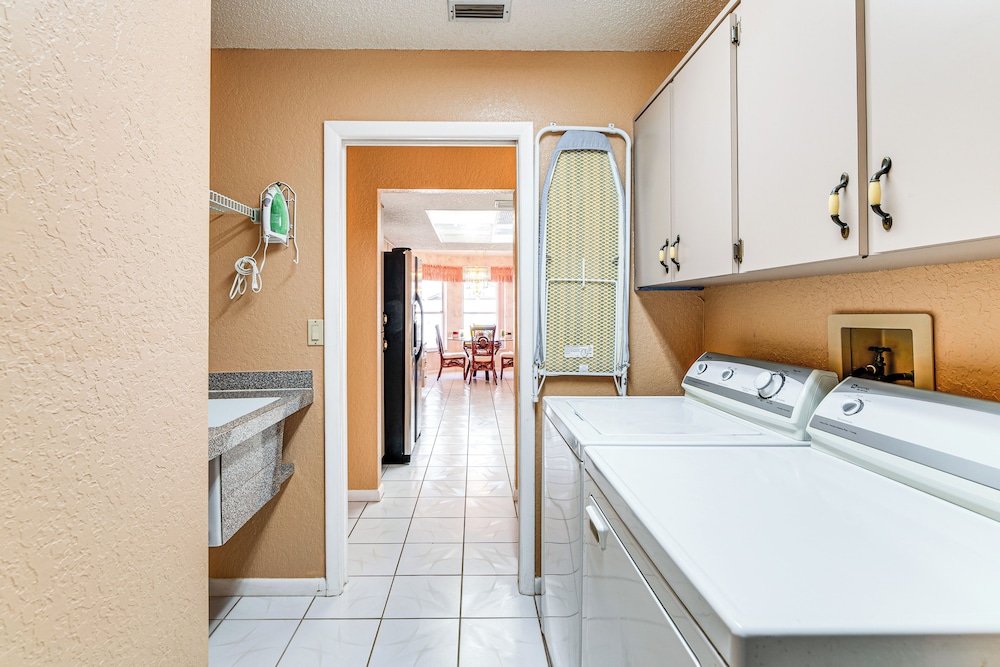 House (2 Bedrooms) photo 3