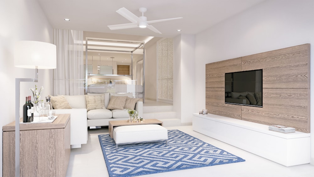 Island Suite with Sea View, Hot Tub and Grand Terrace - Photo 4