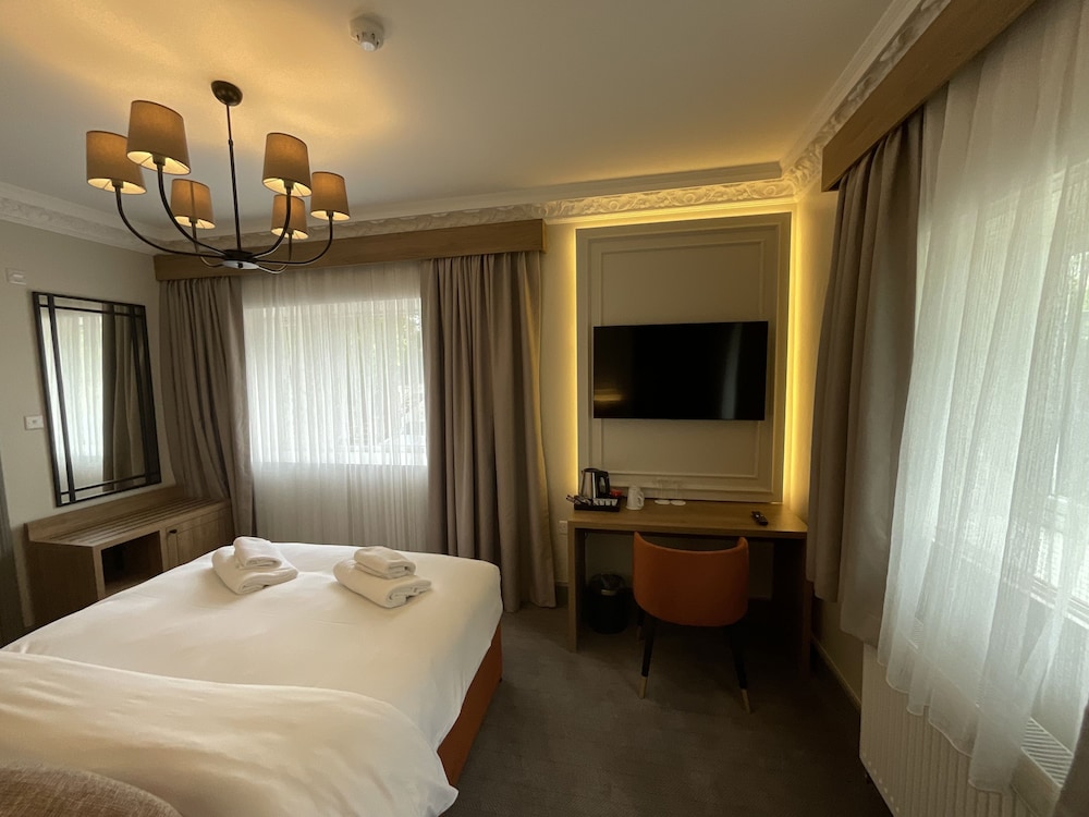 Standard Double Room - Photo 3