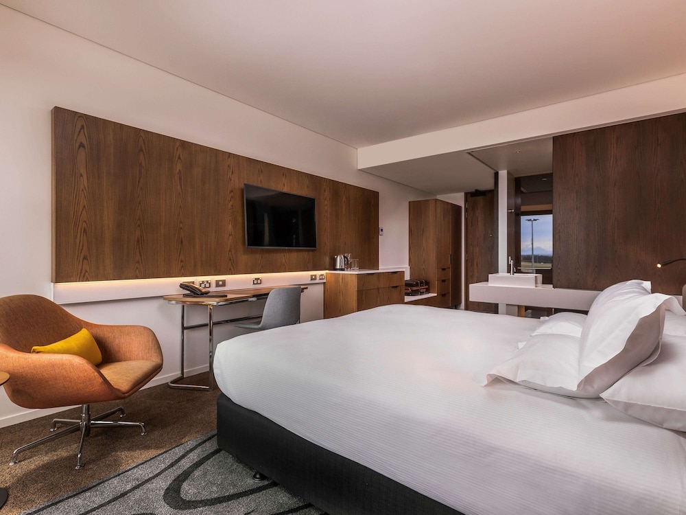 Superior Room, 1 King Bed