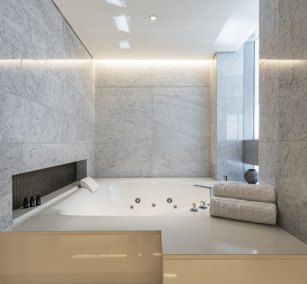 Royal Suite - Photo 5