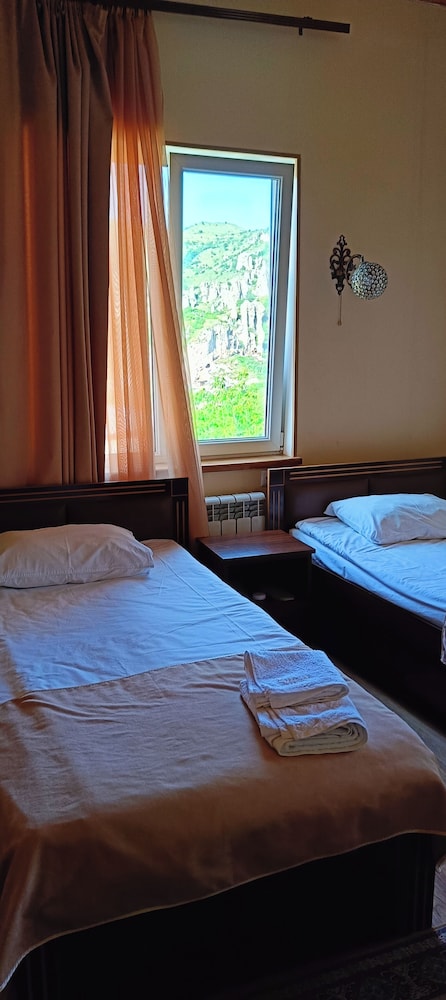 Standard Triple Room, Mountain View