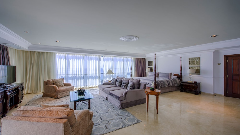 Presidential Suite