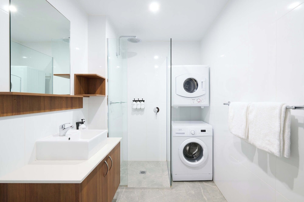 Family Apartment, Ocean View (Fall into Winter Package) photo 3