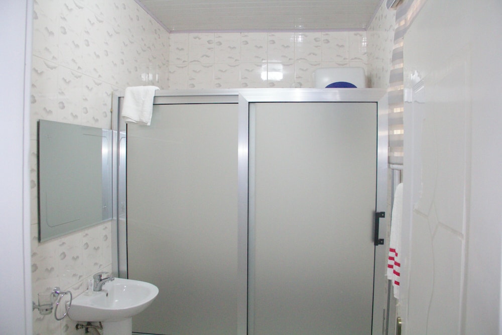 Standard Room, 1 Double Bed, Accessible, Private Bathroom photo 3