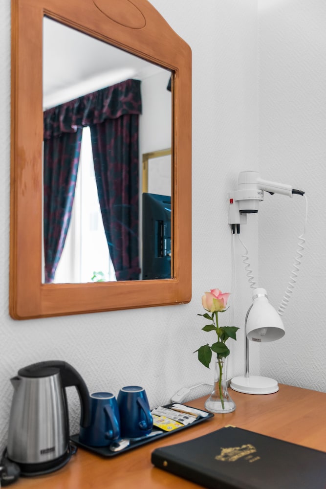 Standard Double Room, 1 Bedroom, Private Bathroom photo 2