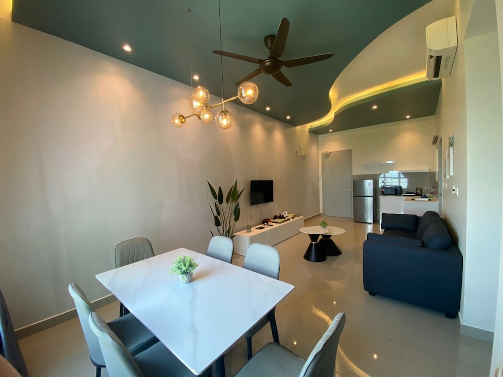 Executive Apartment photo 2