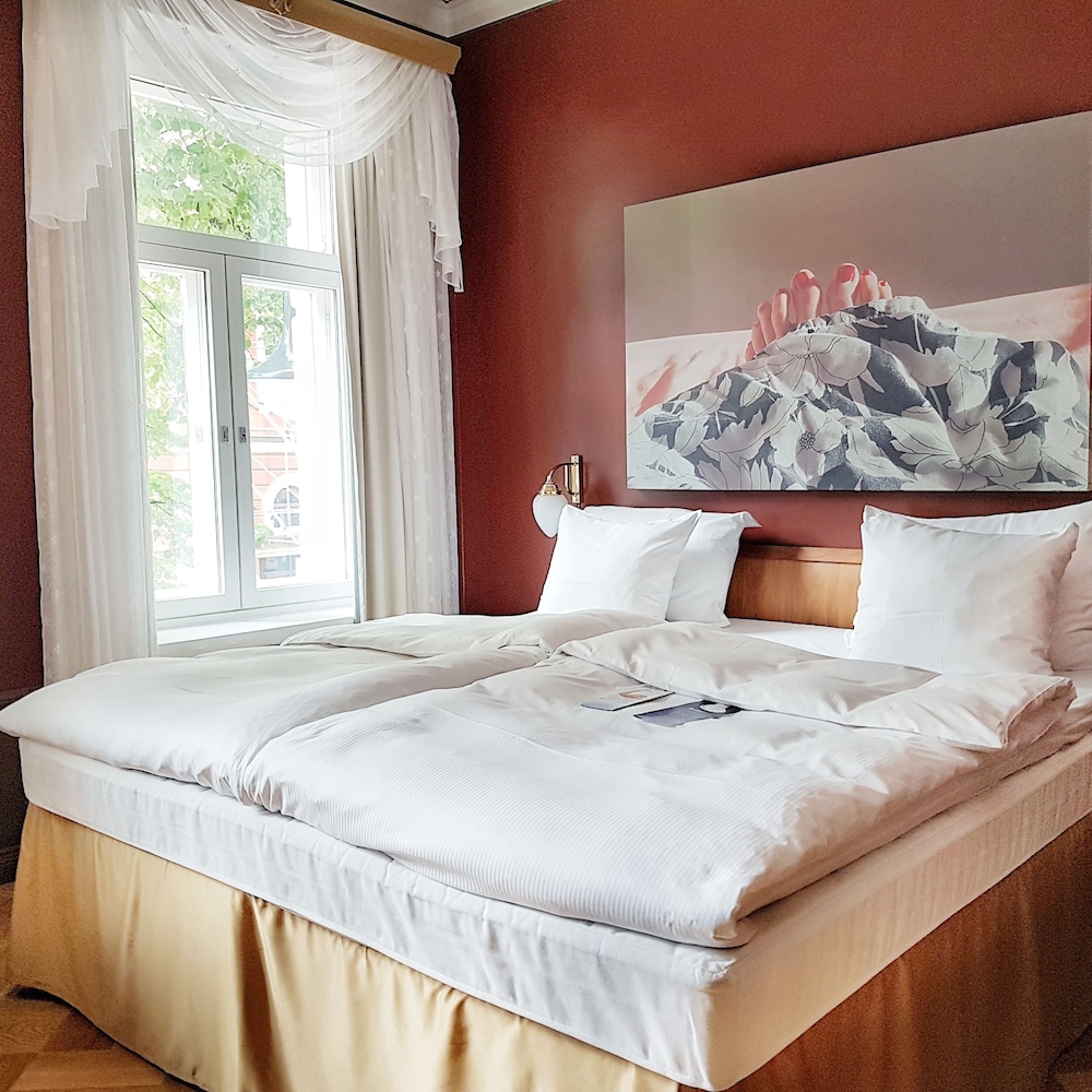 Room (Guest) - Photo 6
