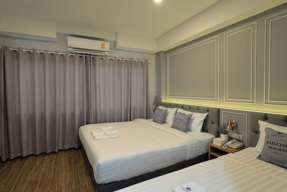 Deluxe Triple Room photo 2