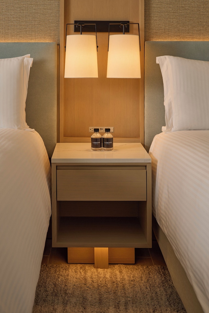 Ocean Front Double Suite with Balcony