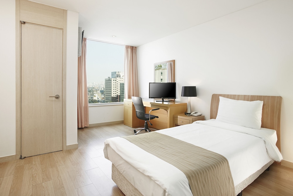 Double or Twin Room photo 1