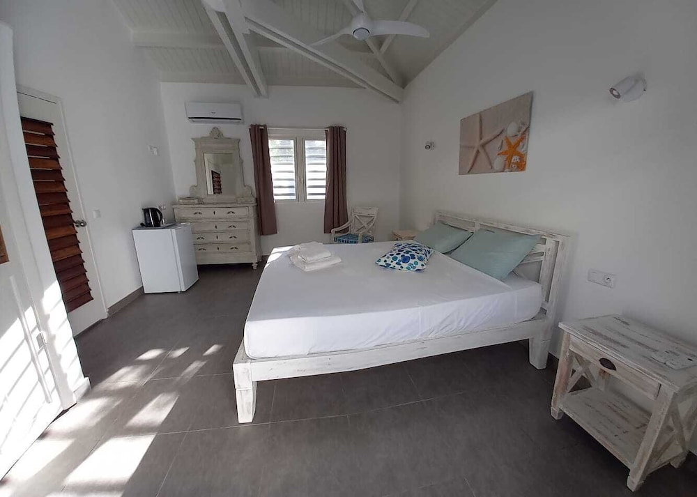 Romantic Double Room, Garden View photo 3
