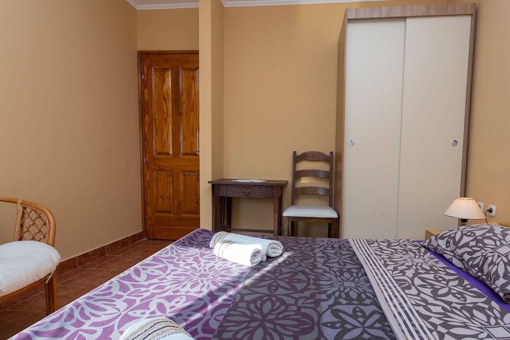 Comfort Villa, Multiple Beds, Non Smoking, Partial Sea View