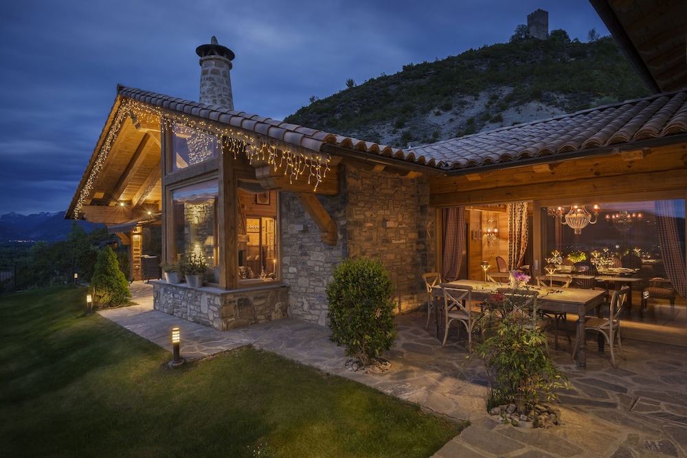 Superior Chalet