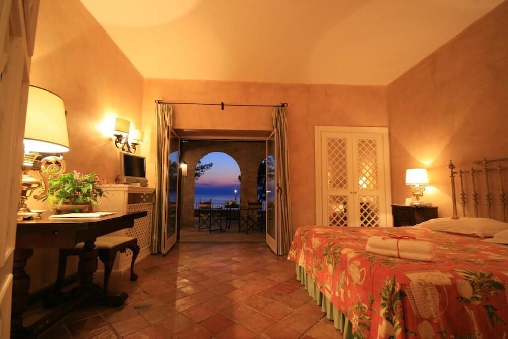 Superior Double Or Twin Room photo 1