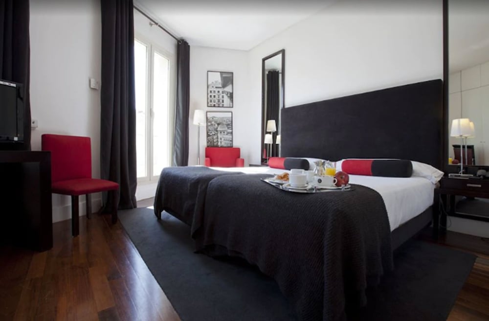 Standard Room - Photo 8