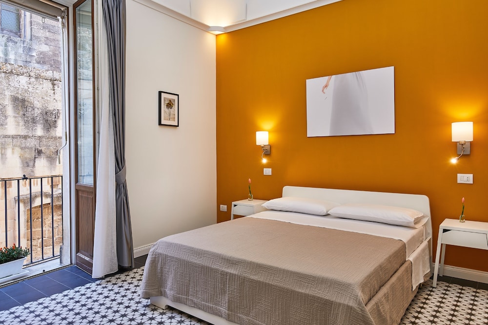 Superior Double Room, City View