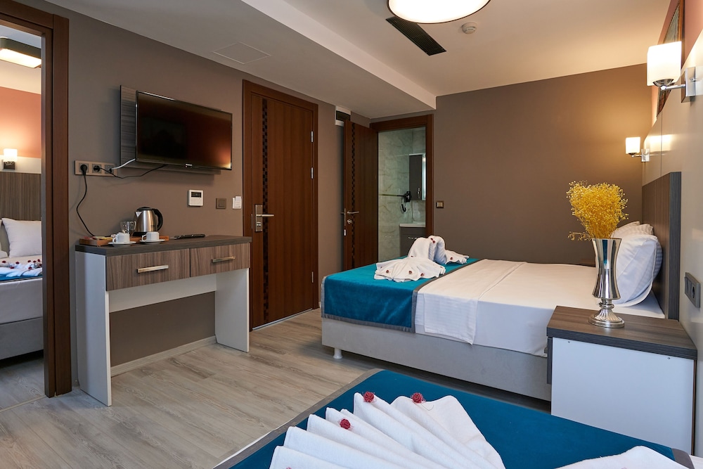 Superior Quadruple Room photo 1