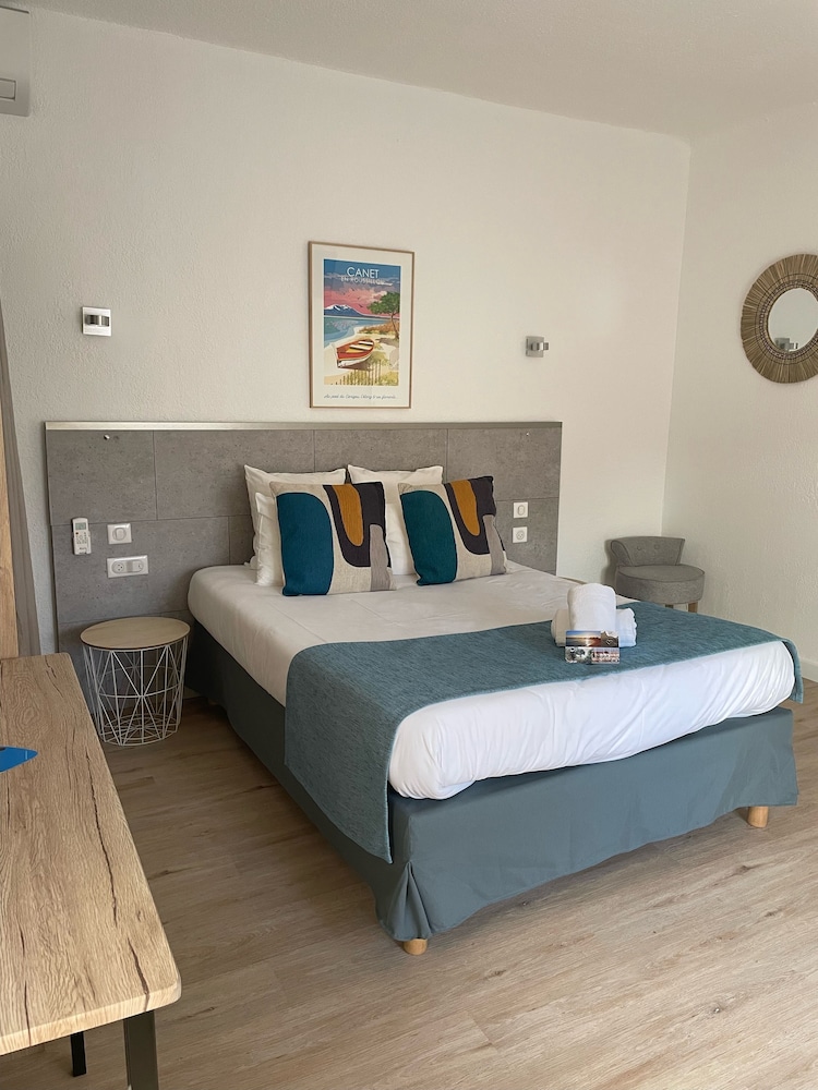 Single Room, Terrace