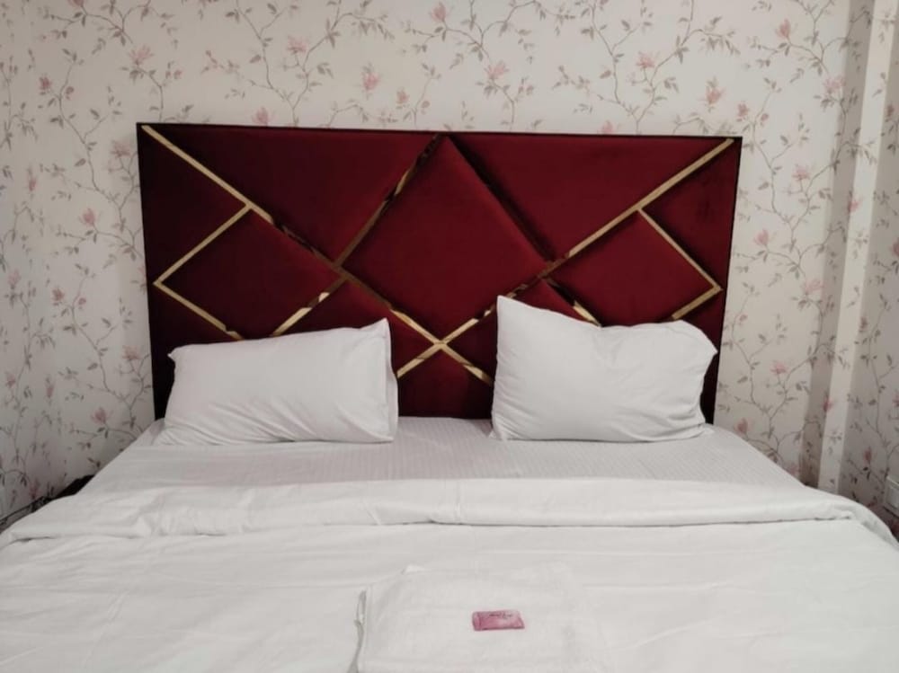 Deluxe Double Room, City View photo 3