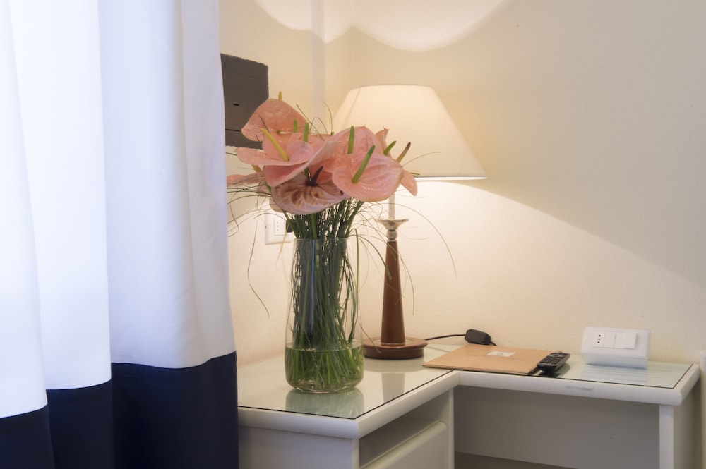 Flexible Room (Room Change) photo 2