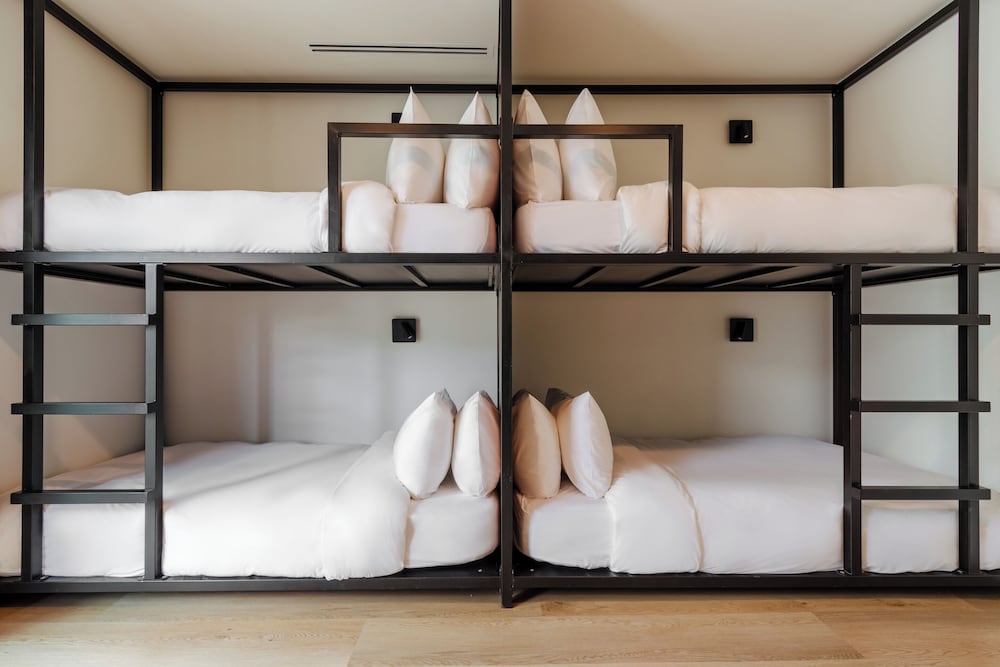 Standard Room, Multiple Beds - Photo 1