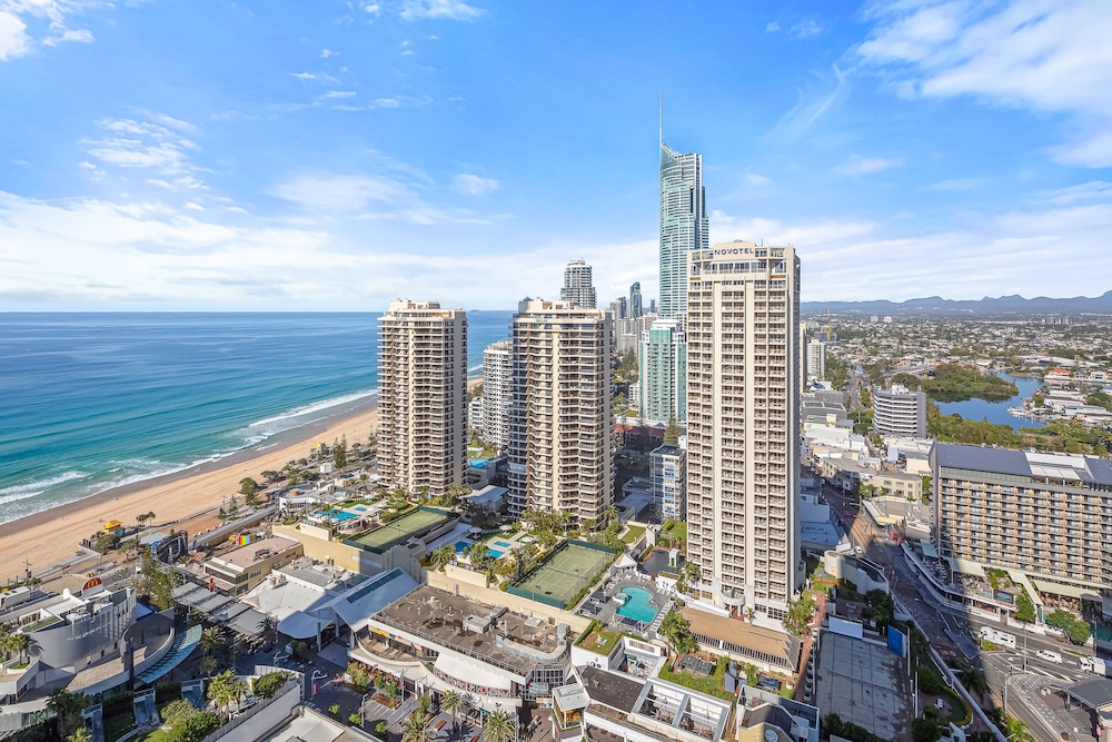 Apartment, 2 Bedrooms, 2 Bathroom, Ocean View (Level 27) photo 2