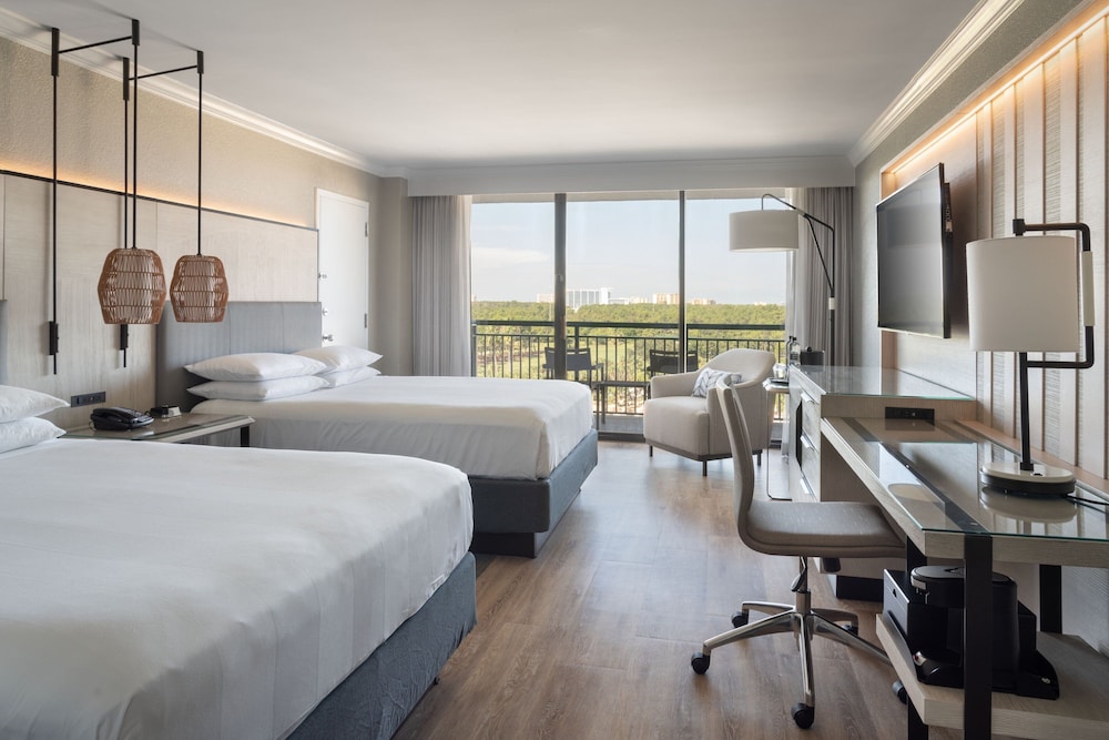 Room, 2 Queen Beds, Balcony, Pool View