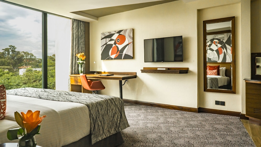 Executive Queen Room - Premier