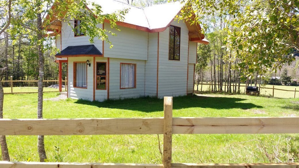 Cabin, 4 Bedrooms, Private Bathroom (8 people) photo 2